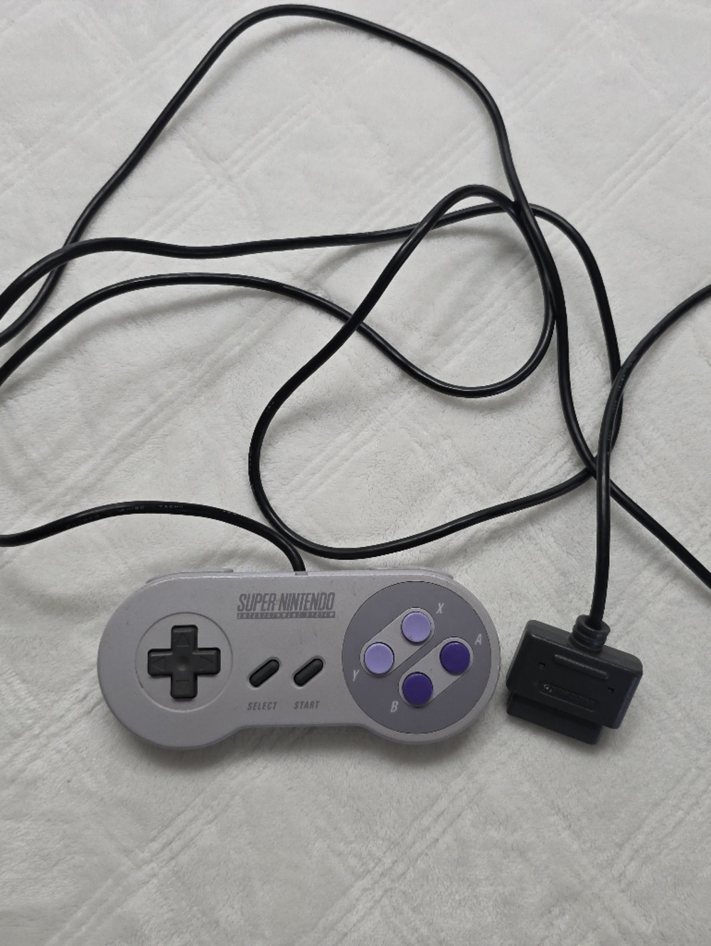 Nintendo Wired Retro Controller - Gray with Purple Buttons